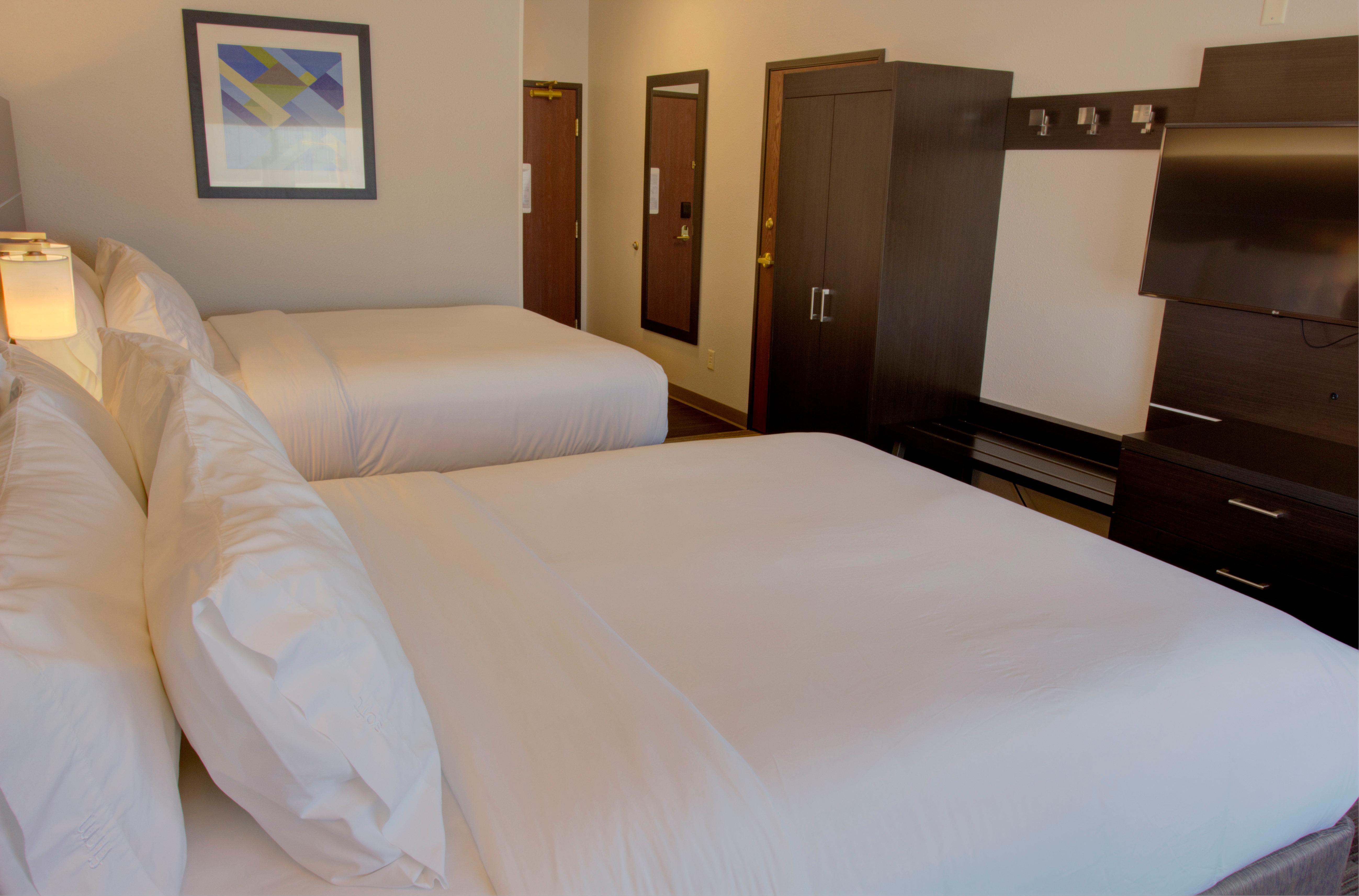 Holiday Inn Express & Suites Le Mars By Ihg Exterior foto
