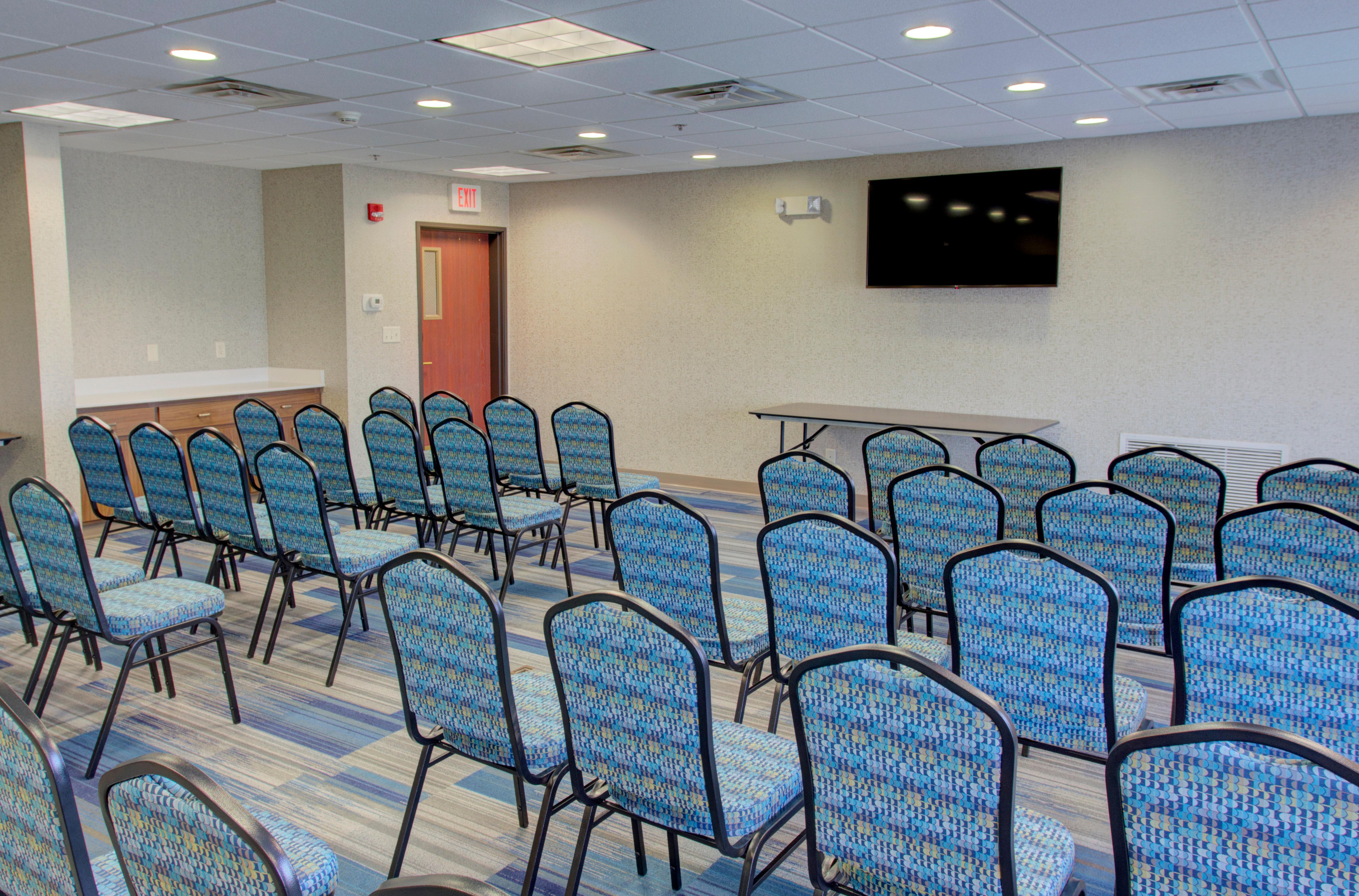 Holiday Inn Express & Suites Le Mars By Ihg Exterior foto