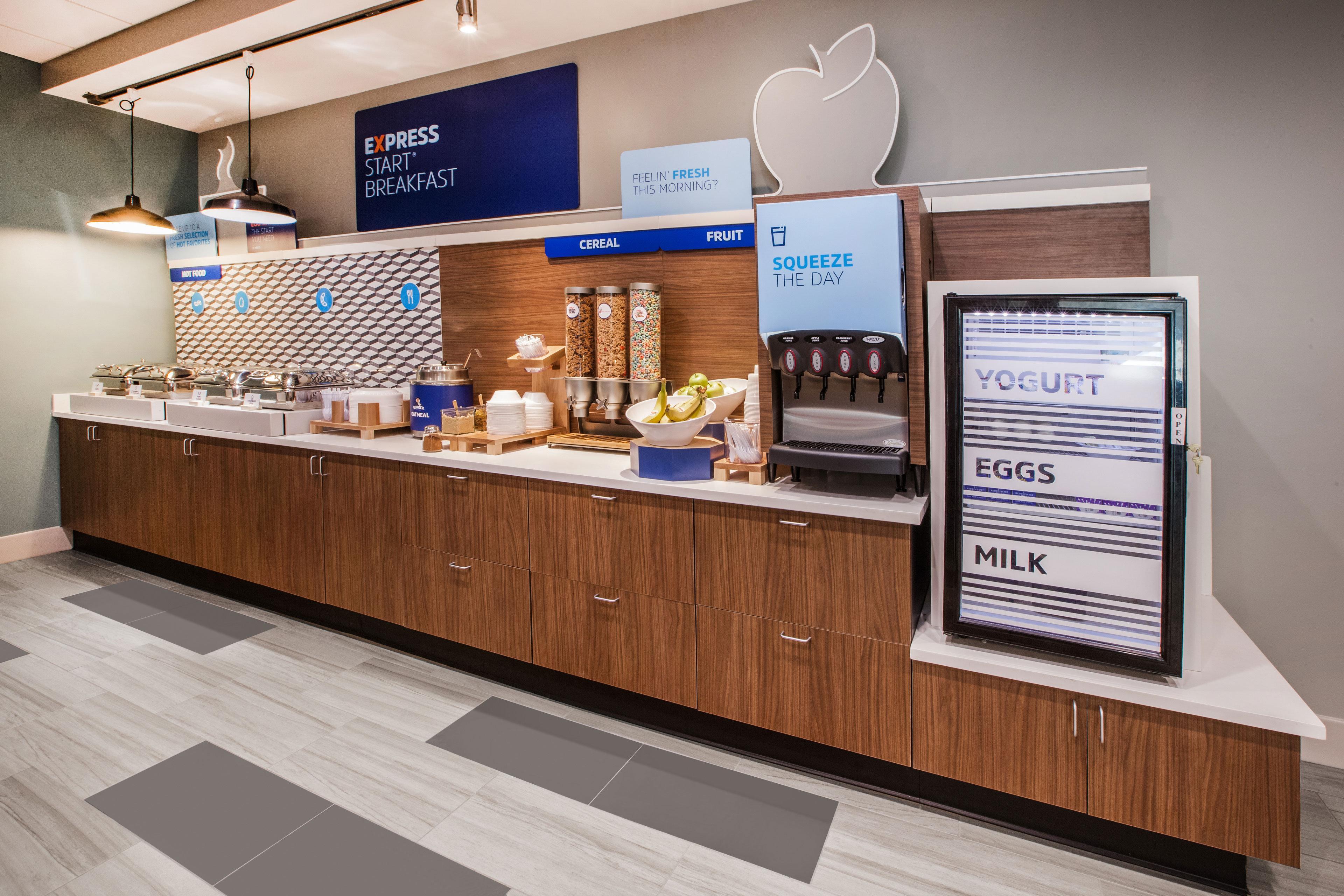 Holiday Inn Express & Suites Le Mars By Ihg Exterior foto